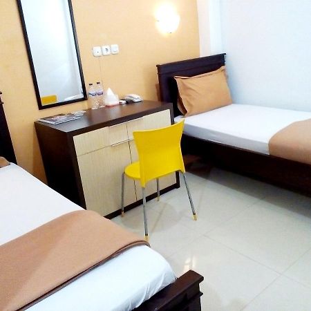 Hotel Elresas Lamongan Dış mekan fotoğraf