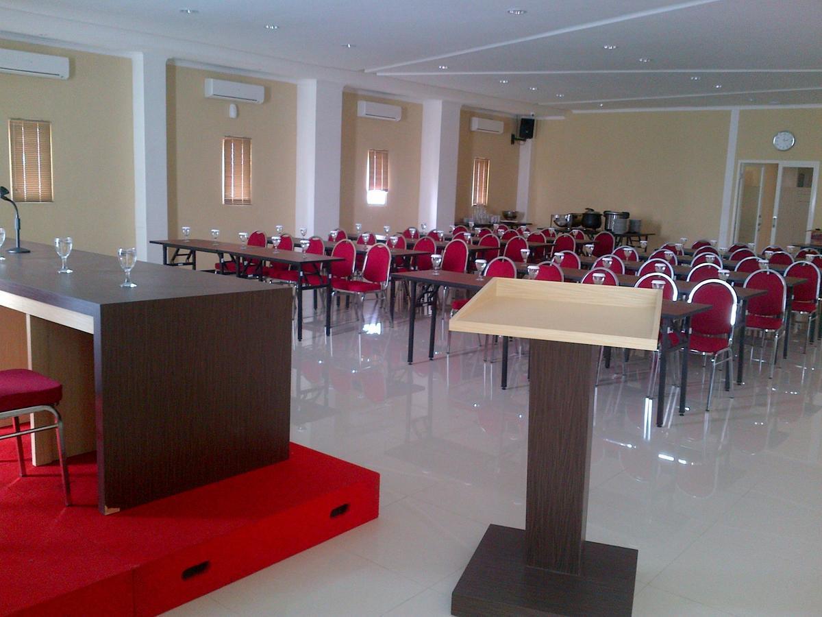 Hotel Elresas Lamongan Dış mekan fotoğraf